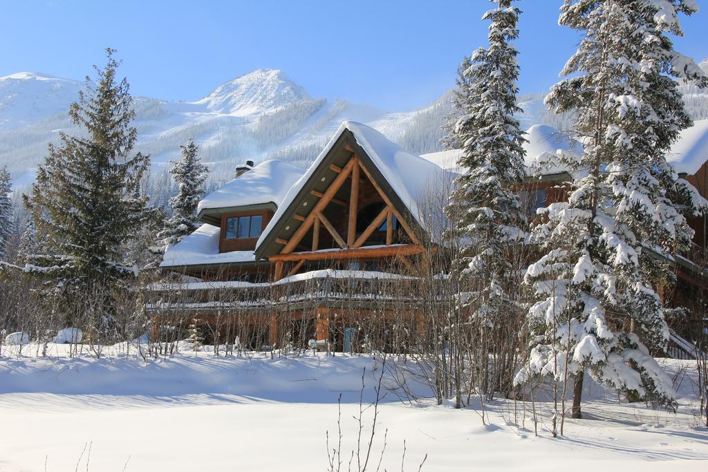 Vagabond Lodge At Kicking Horse Golden Ngoại thất bức ảnh